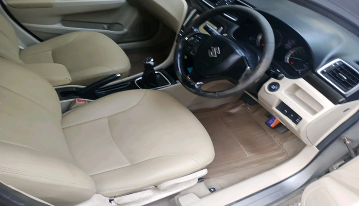 2015 Maruti Ciaz ZXI, Petrol, Manual, 1,63,690 km, interior