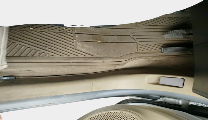 2014 Honda Mobilio 1.5L I-VTEC V, Petrol, Manual, 56,163 km, interior