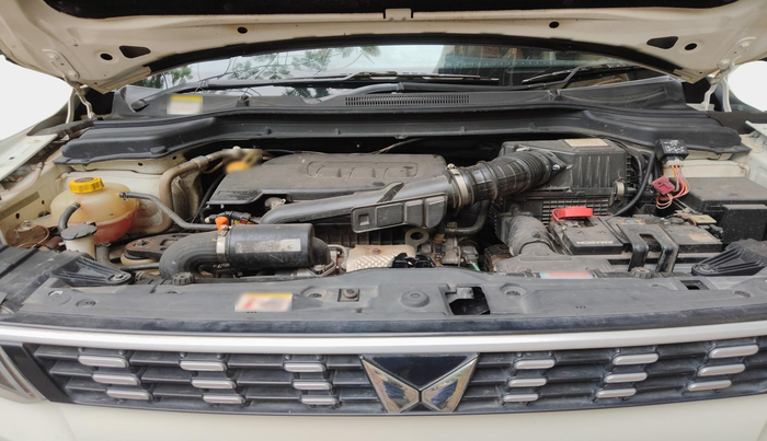 2023 Mahindra XUV300 W6 1.2 PETROL AMT, Petrol, Automatic, 22,655 km, exterior