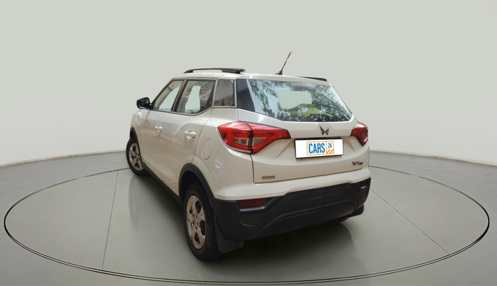 2023 Mahindra XUV300 W6 1.2 PETROL AMT, Petrol, Automatic, 22,655 km, exterior