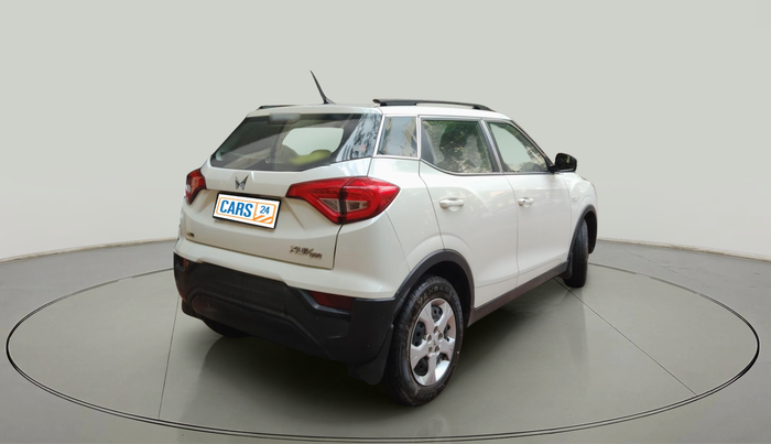 2023 Mahindra XUV300 W6 1.2 PETROL AMT, Petrol, Automatic, 22,655 km, exterior