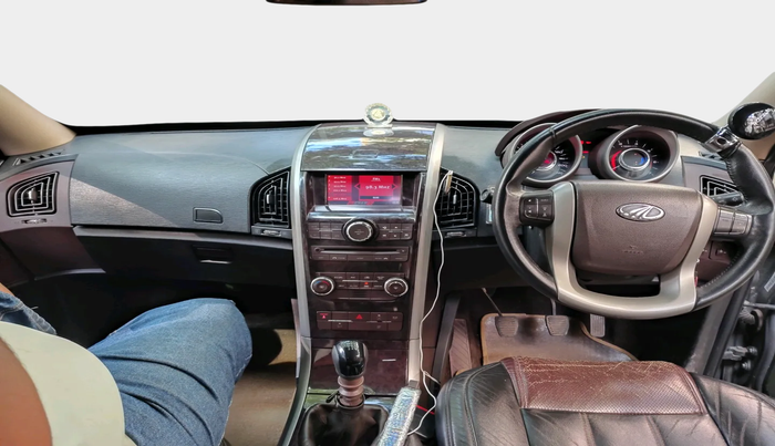 2012 Mahindra XUV500 W8, Diesel, Manual, 1,02,945 km, interior