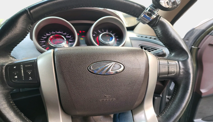 2012 Mahindra XUV500 W8, Diesel, Manual, 1,02,945 km, interior