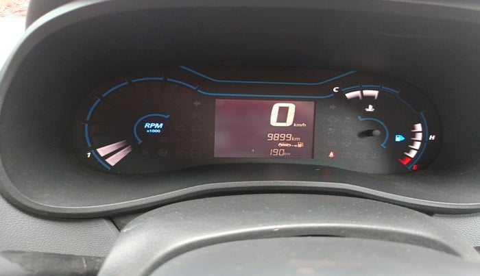 2020 Renault Kwid RXT 1.0 (O), Petrol, Manual, 9,899 km, interior