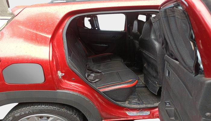 2020 Renault Kwid RXT 1.0 (O), Petrol, Manual, 9,899 km, interior