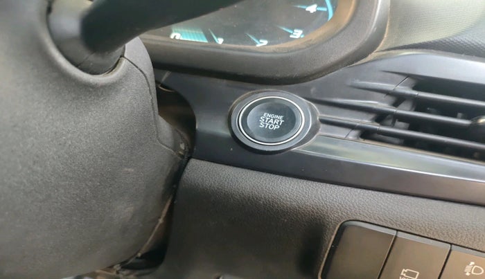 2020 Hyundai NEW I20 ASTA 1.2 AT, Petrol, Automatic, 66,604 km, interior