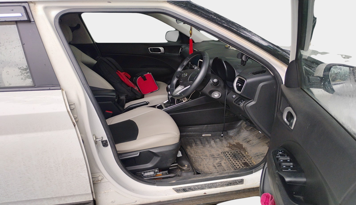 2021 Hyundai VENUE S+ 1.2, Petrol, Manual, 41,635 km, interior