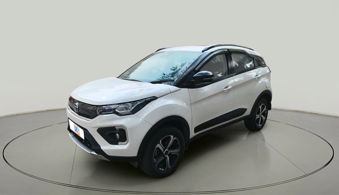 2023 Tata NEXON XZA PLUS SUNROOF PETROL, Petrol, Automatic, 31,665 km, exterior