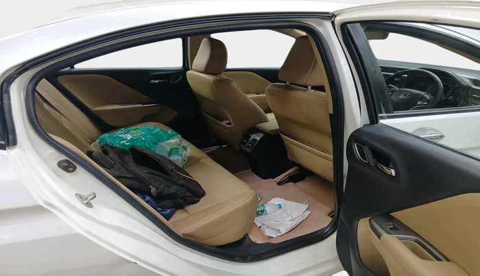 2017 Honda City 1.5L I-VTEC VX, Petrol, Manual, 1,23,398 km, interior