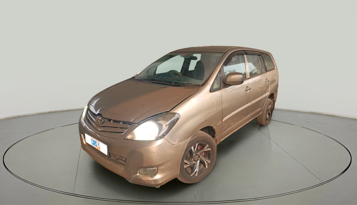 2011 Toyota Innova 2.5 G4 8 STR, Diesel, Manual, 1,57,827 km, exterior