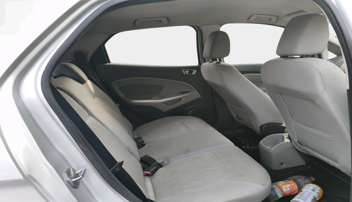 2013 Ford Ecosport TITANIUM 1.5L DIESEL, Diesel, Manual, 1,05,022 km, interior