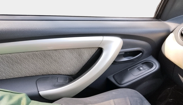 2014 Renault Duster RXL PETROL, Petrol, Manual, 67,507 km, interior