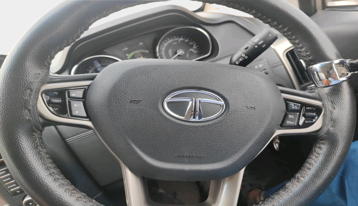 2017 Tata Hexa XTA 4X2 7 STR, Diesel, Automatic, 50,219 km, interior