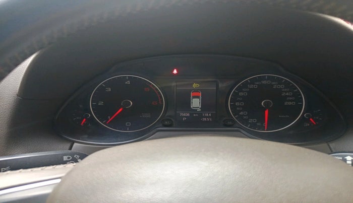 2013 Audi Q5 2.0 TDI QUATTRO, Diesel, Automatic, 75,836 km, interior