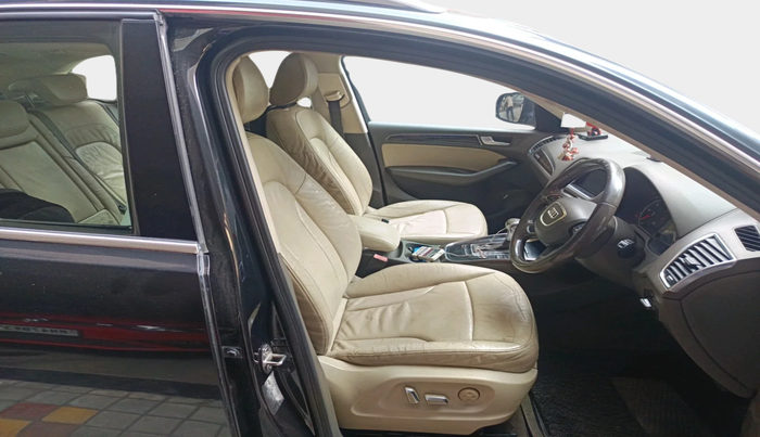 2013 Audi Q5 2.0 TDI QUATTRO, Diesel, Automatic, 75,836 km, interior