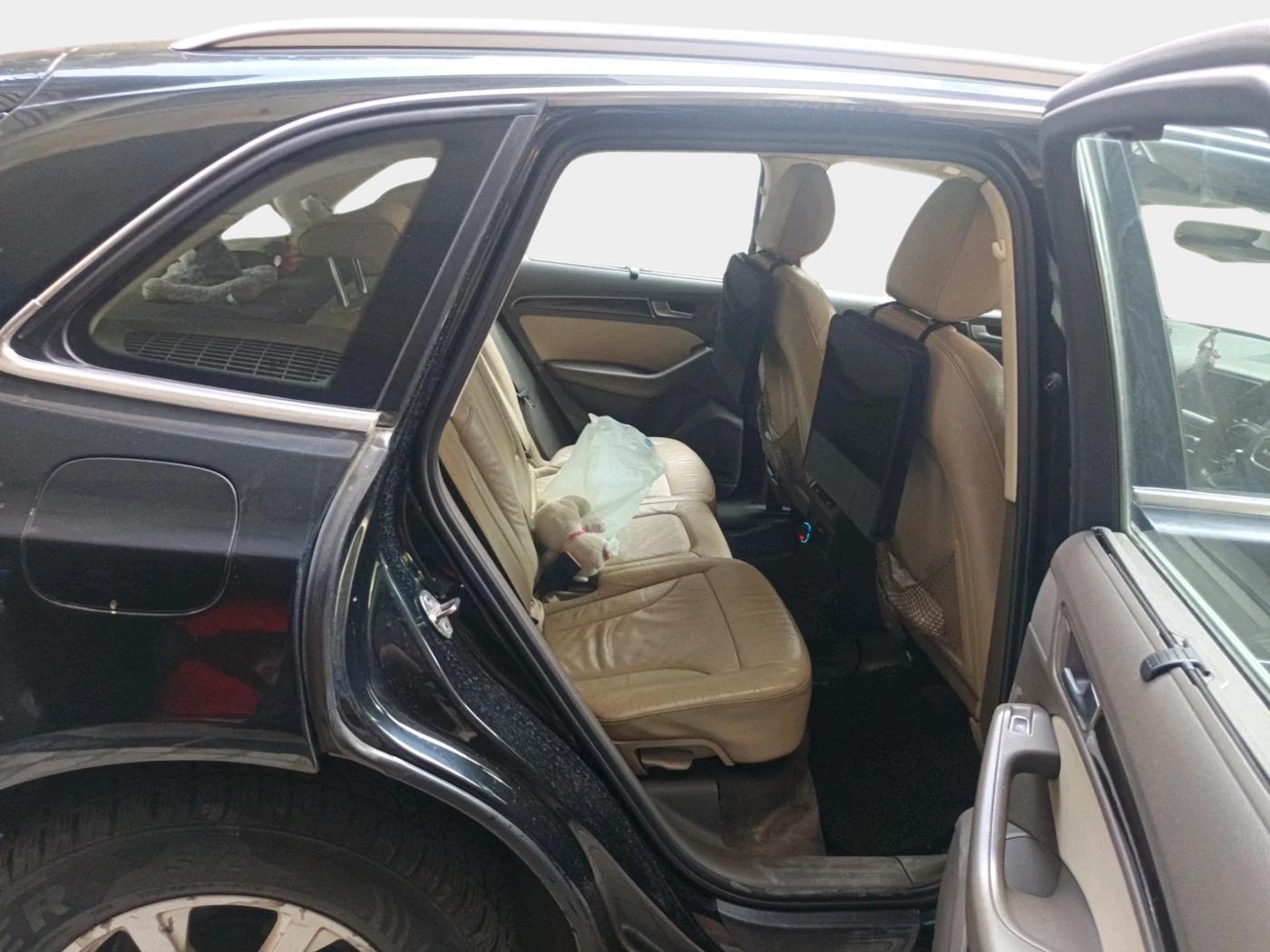 2013 Audi Q5 2.0 TDI QUATTRO, Diesel, Automatic, 75,836 km, interior