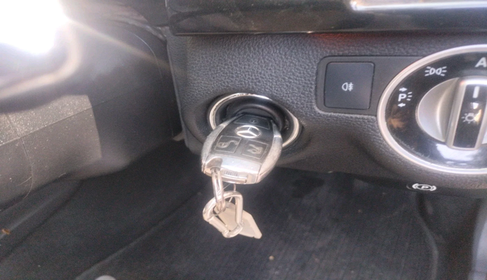 2011 Mercedes Benz E Class E 350 AVANTGARDE PETROL, Petrol, Automatic, 78,784 km, interior