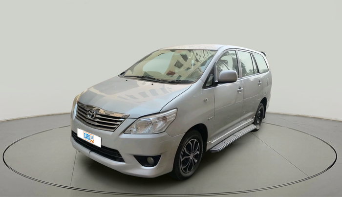 2012 Toyota Innova GX 2.5 8 STR, Diesel, Manual, 1,94,596 km, exterior