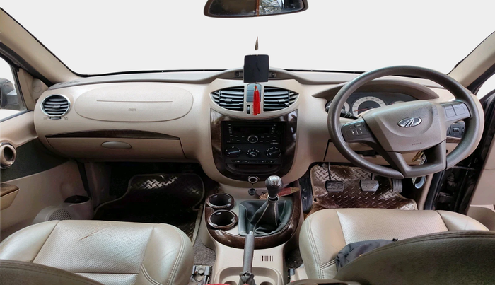 2012 Mahindra Xylo E9, Diesel, Manual, 7,50,000 km, interior
