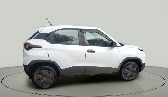 2024 Tata PUNCH PURE MT, Petrol, Manual, 11,019 km, exterior