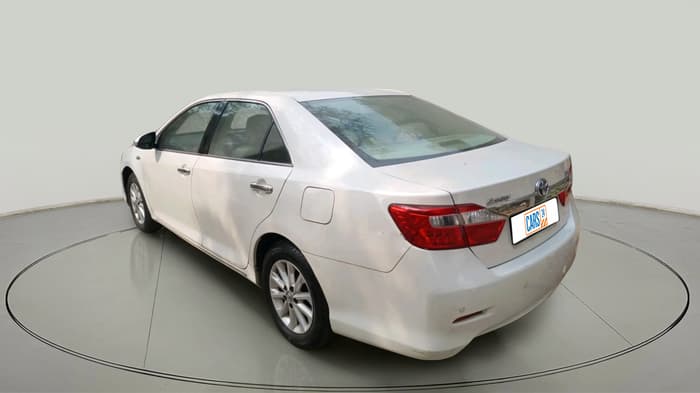 2014 Toyota Camry 2.5L AT, Petrol, Automatic, 1,24,653 km, exterior