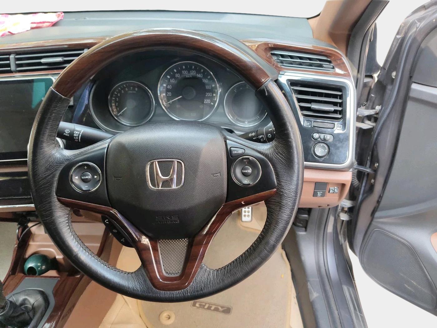 2019 Honda City 1.5L I-VTEC VX, Petrol, Manual, 38,977 km, interior