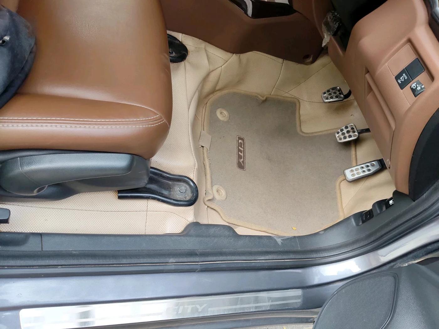2019 Honda City 1.5L I-VTEC VX, Petrol, Manual, 38,977 km, interior