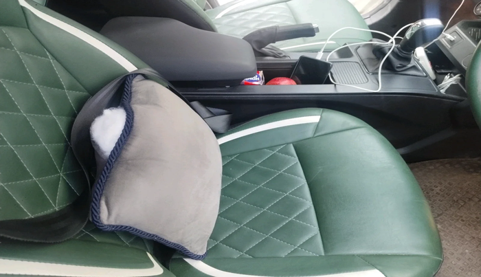 2025 Renault Kiger RXL AMT, Petrol, Automatic, 8,500 km, interior