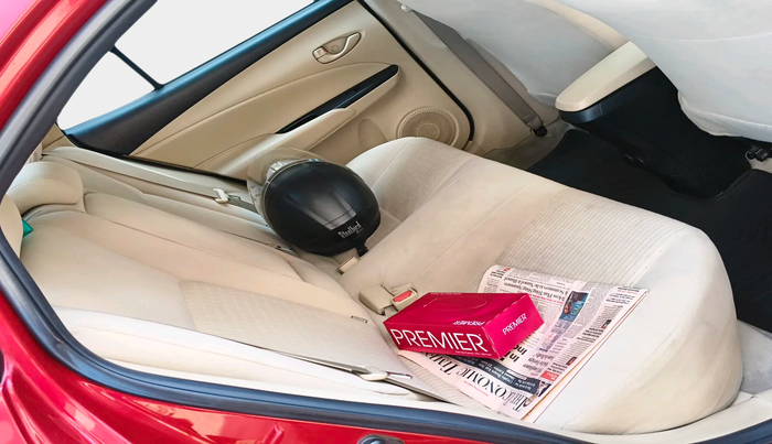 2018 Toyota YARIS J CVT, Petrol, Automatic, 1,08,784 km, interior