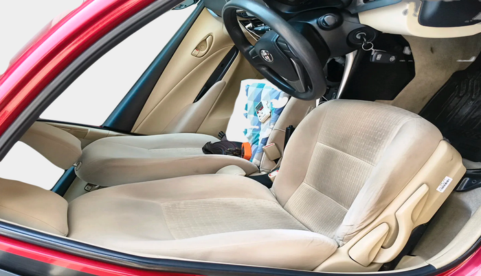 2018 Toyota YARIS J CVT, Petrol, Automatic, 1,08,784 km, interior