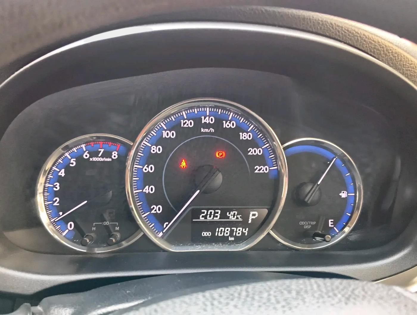 2018 Toyota YARIS J CVT, Petrol, Automatic, 1,08,784 km, interior