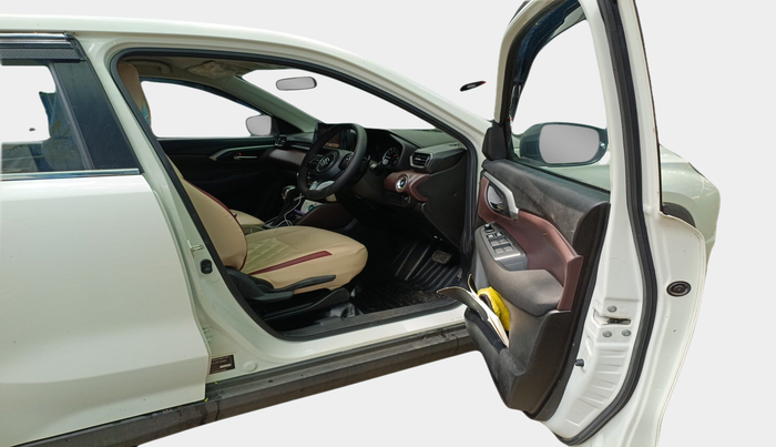 2023 Maruti Grand Vitara DELTA SMART HYBRID AT, Petrol, Automatic, 7,524 km, interior