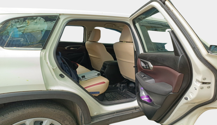 2023 Maruti Grand Vitara DELTA SMART HYBRID AT, Petrol, Automatic, 7,524 km, interior