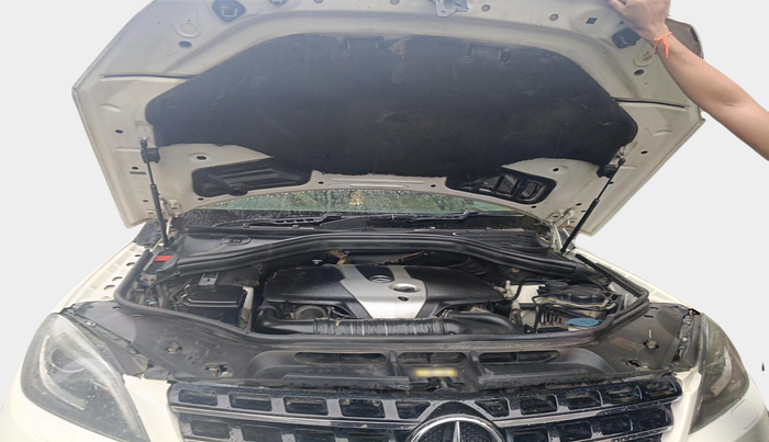 2012 Mercedes Benz Ml Class 250 CDI, Diesel, Automatic, 2,85,886 km, exterior