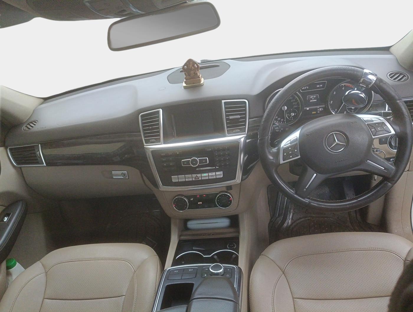 2012 Mercedes Benz Ml Class 250 CDI, Diesel, Automatic, 2,85,886 km, interior