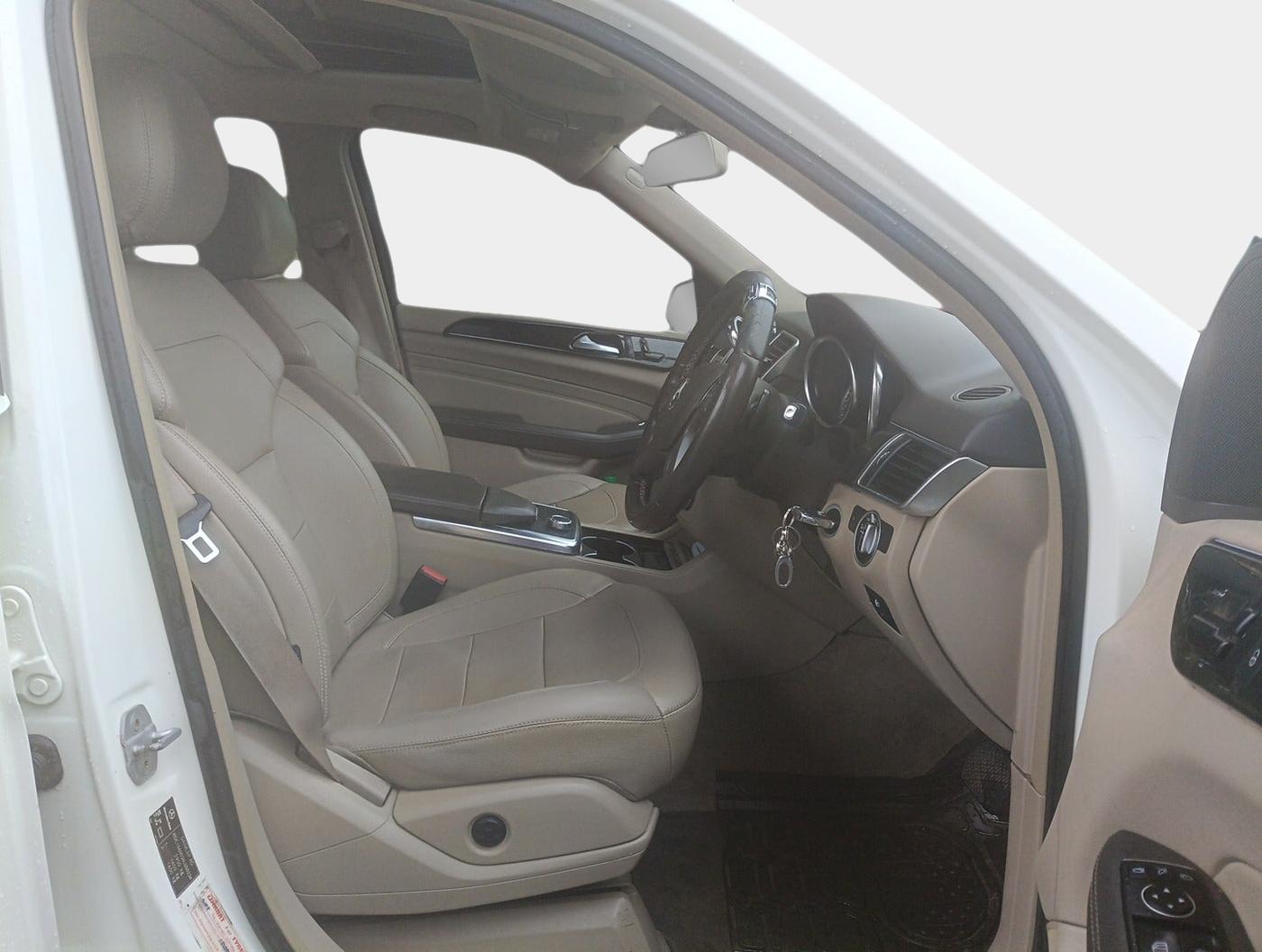 2012 Mercedes Benz Ml Class 250 CDI, Diesel, Automatic, 2,85,886 km, interior