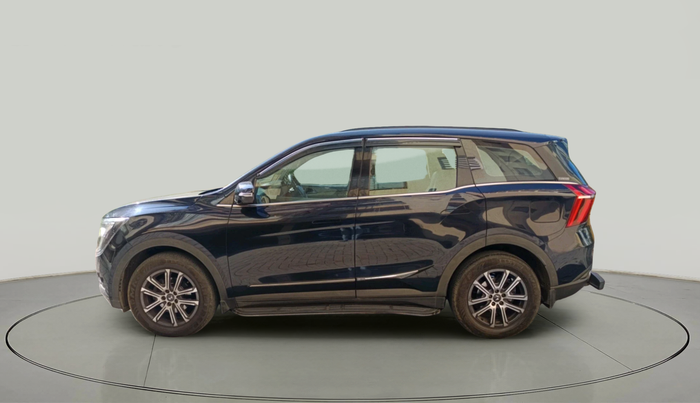 2023 Mahindra XUV700 AX 7 D AT 7 STR, Diesel, Automatic, 13,160 km, exterior