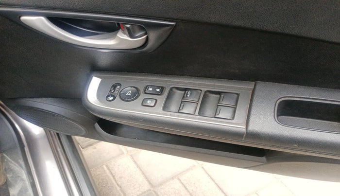 2016 Honda BR-V 1.5L I-VTEC V, Petrol, Manual, 70,855 km, interior