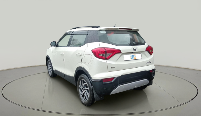 2023 Mahindra XUV300 W8 (O) 1.5 DIESEL, Diesel, Manual, 30,953 km, exterior