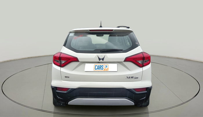 2023 Mahindra XUV300 W8 (O) 1.5 DIESEL, Diesel, Manual, 30,953 km, exterior