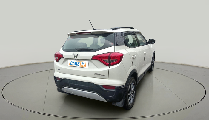 2023 Mahindra XUV300 W8 (O) 1.5 DIESEL, Diesel, Manual, 30,953 km, exterior
