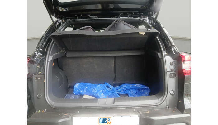 2023 Nissan MAGNITE Kuro Edition 1.0  MT , Petrol, Manual, 9,843 km, exterior