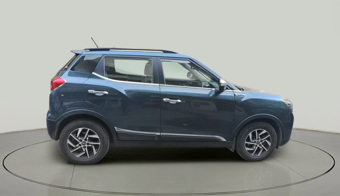 2022 Mahindra XUV300 W8 (O) 1.5 DIESEL AMT, Diesel, Automatic, 82,718 km, exterior
