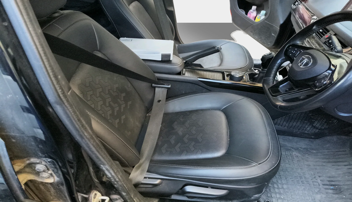 2022 Tata NEXON XZ PLUS (O) PETROL DARK EDITION, Petrol, Manual, 31,630 km, interior