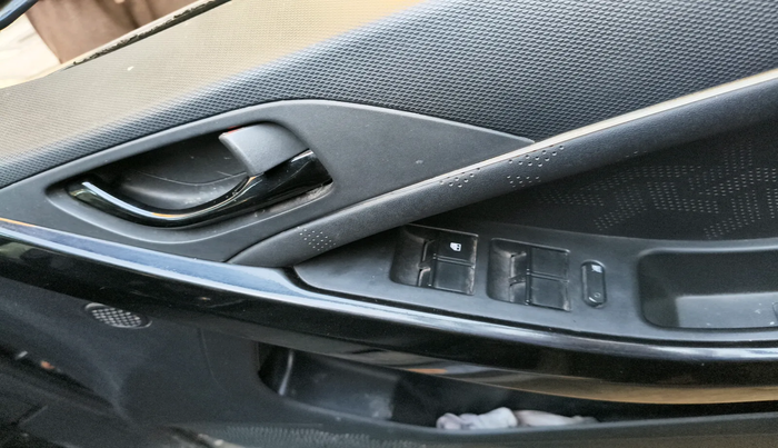 2022 Tata NEXON XZ PLUS (O) PETROL DARK EDITION, Petrol, Manual, 31,630 km, interior