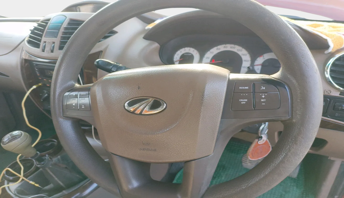 2012 Mahindra Xylo E9, Diesel, Manual, 2,16,011 km, interior