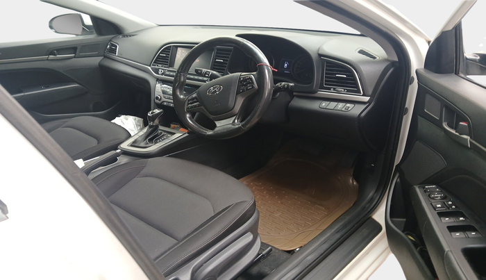 2018 Hyundai New Elantra 2.0 SX AT PETROL, Petrol, Automatic, 45,922 km, interior