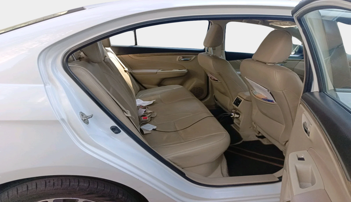 2019 Maruti Ciaz ALPHA  AT 1.5 SHVS PETROL, Petrol, Automatic, 90,775 km, interior