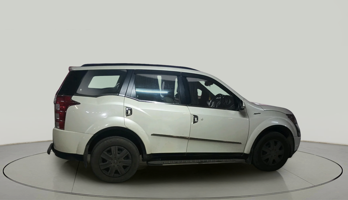 2016 Mahindra XUV500 W6, Diesel, Manual, 1,58,412 km, exterior