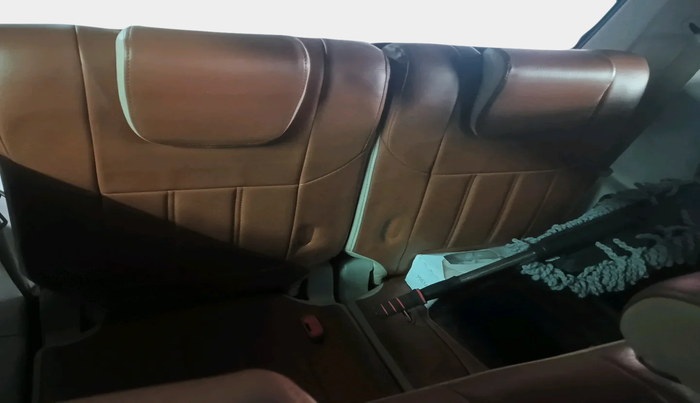 2016 Mahindra XUV500 W6, Diesel, Manual, 1,58,412 km, interior